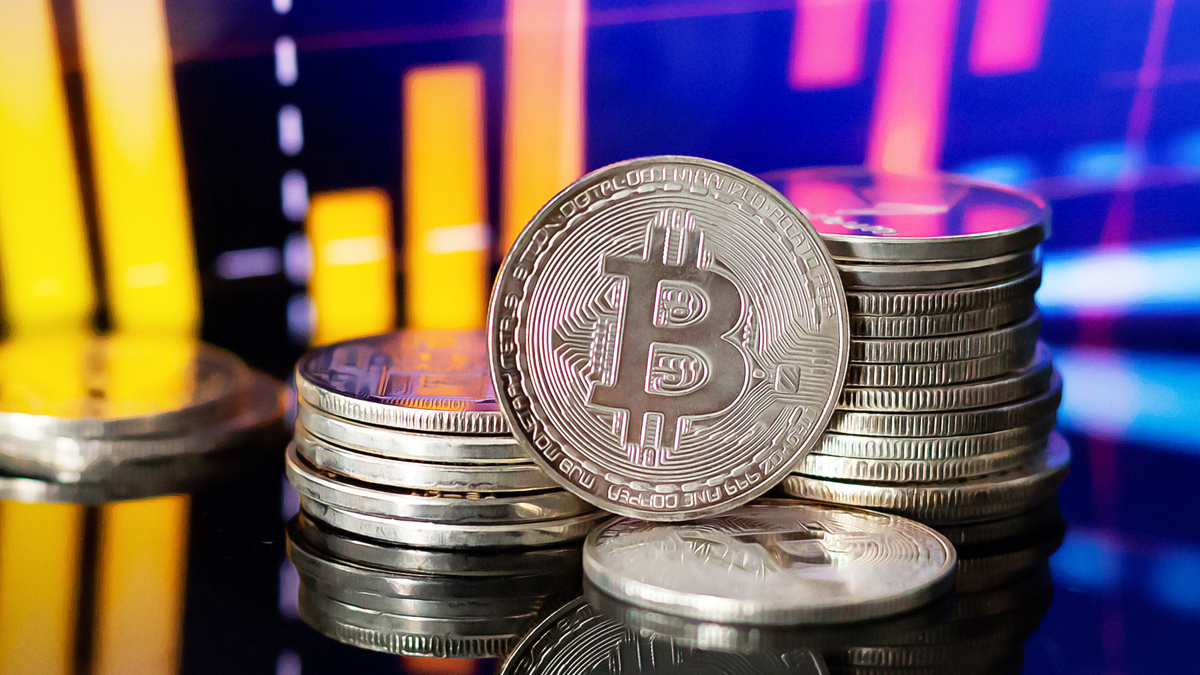 Sıcak Gelişme: Bitcoin (BTC) 55.644 Dolara Düştü